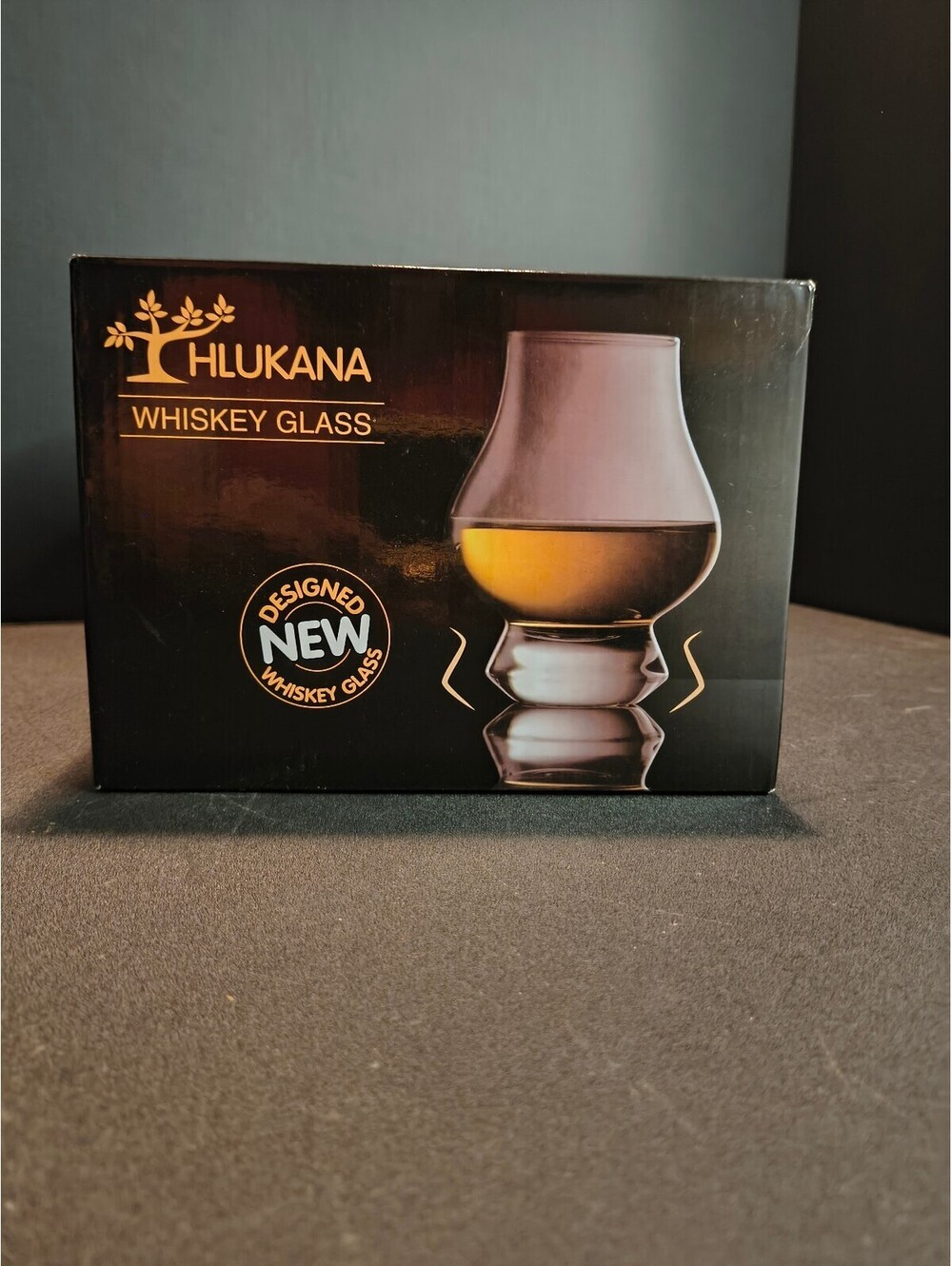 Hlukana whiskey glass set
